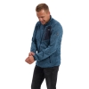 Model met gebreid vest Levi blauw