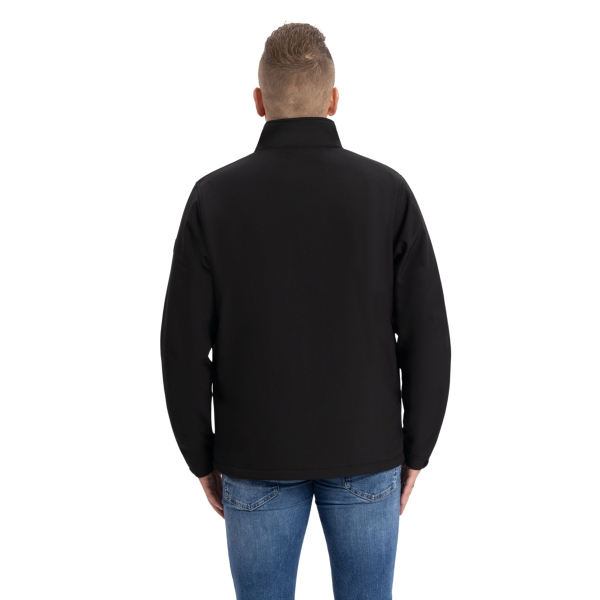 Model met gevoerde softshell jas Odense zwart
